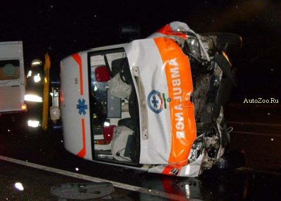 ambulance-crash