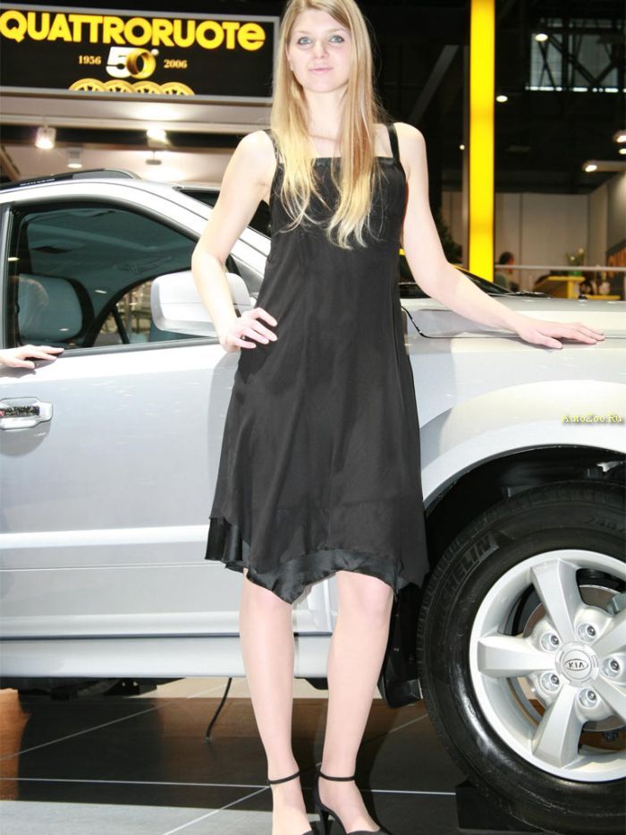 Sexy girls from Autoshows
