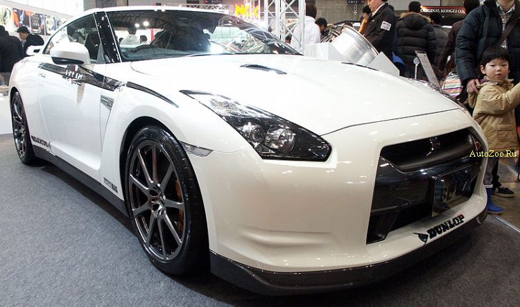 Nissan GT-R
