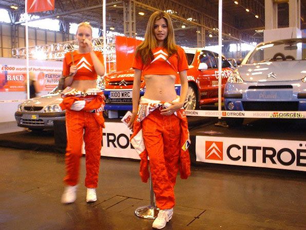 Hot Girls From Autoshows