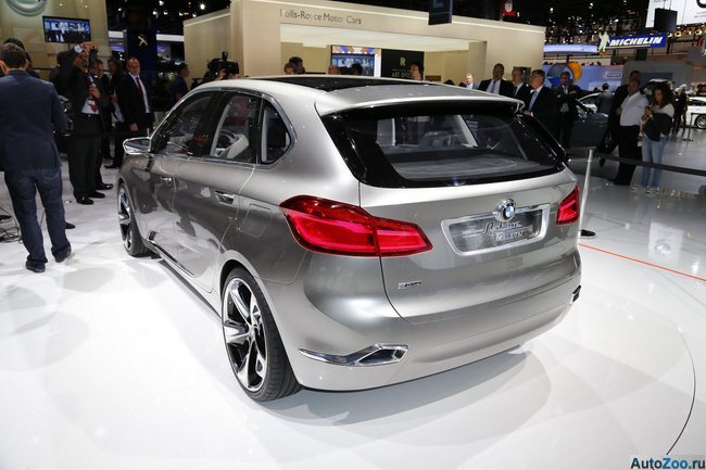 BMW 1 series представлен на автовыставке в Париже 2012