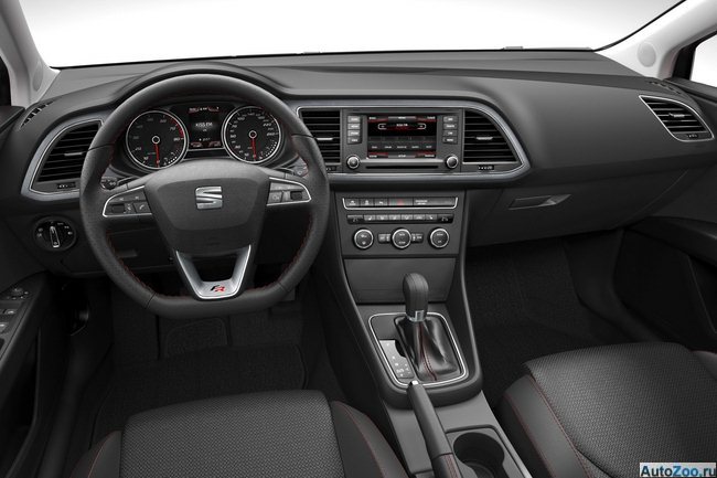 Seat Leon 2013 представлен на автовыставке в Париже